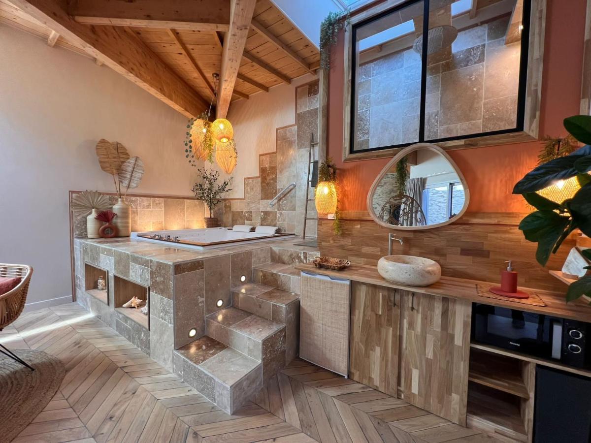 Suite Bali Les Petits Plaisirs Angers Esterno foto